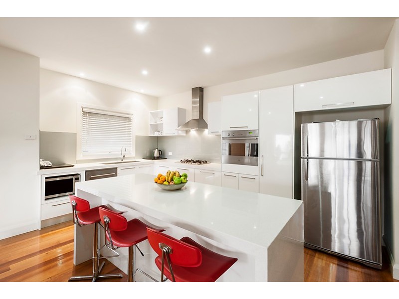 2/25 Ballantyne Street, Burwood East VIC 3151