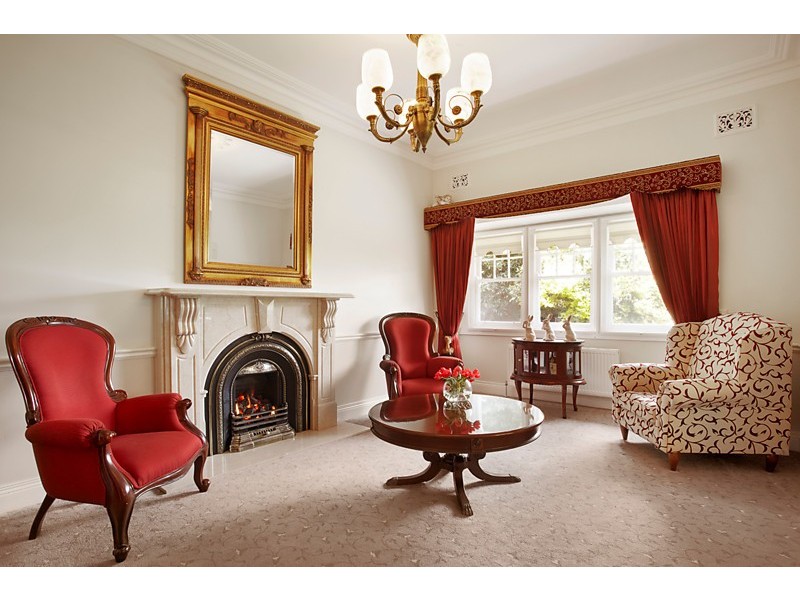 88 Whitehorse Road, Blackburn VIC 3130