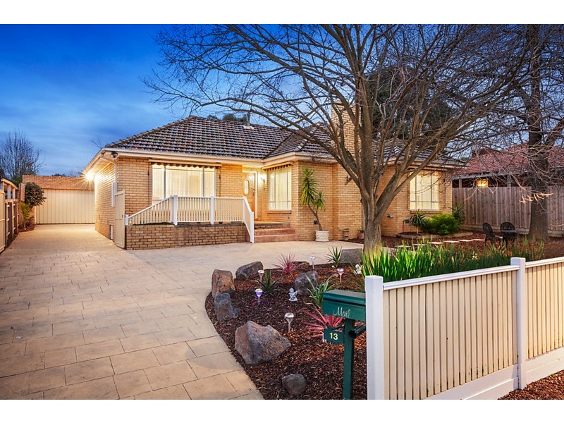 13 Yorkshire Street, Blackburn North VIC 3130