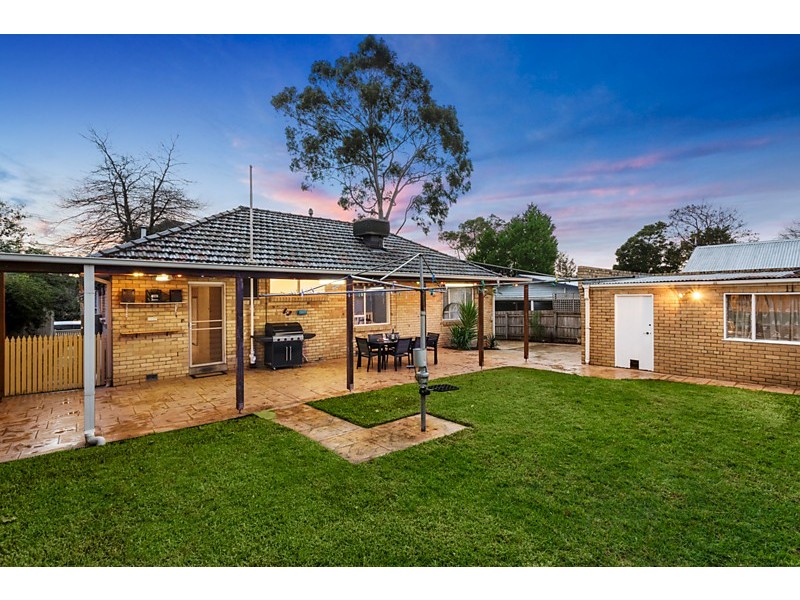 13 Yorkshire Street, Blackburn North VIC 3130