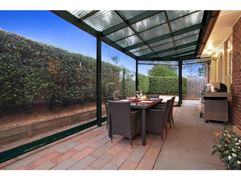 2/90 Junction Road, Blackburn North VIC 3130