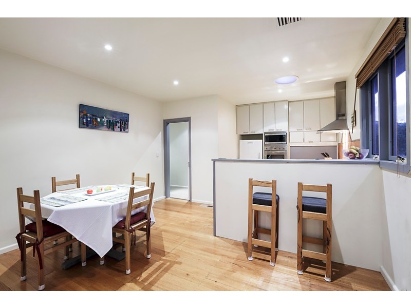 18 Faulkner Street, Blackburn South VIC 3130
