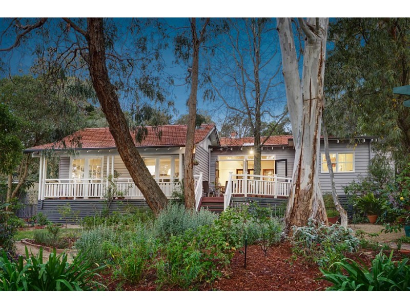 36 Myrtle Grove, Blackburn VIC 3130