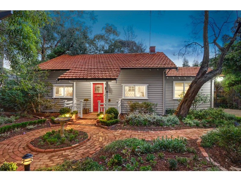 36 Myrtle Grove, Blackburn VIC 3130