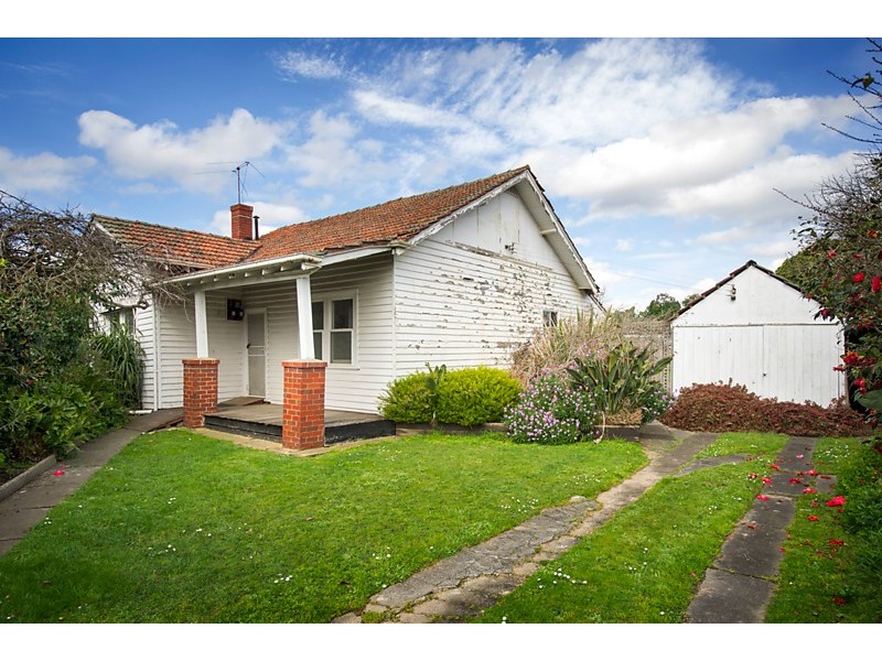 2 Premier Avenue, Vermont VIC 3133