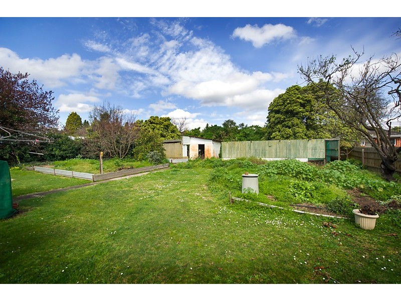 2 Premier Avenue, Vermont VIC 3133