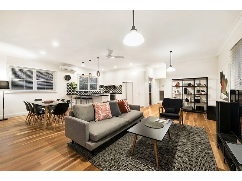 52 Owen Street, Mitcham VIC 3132