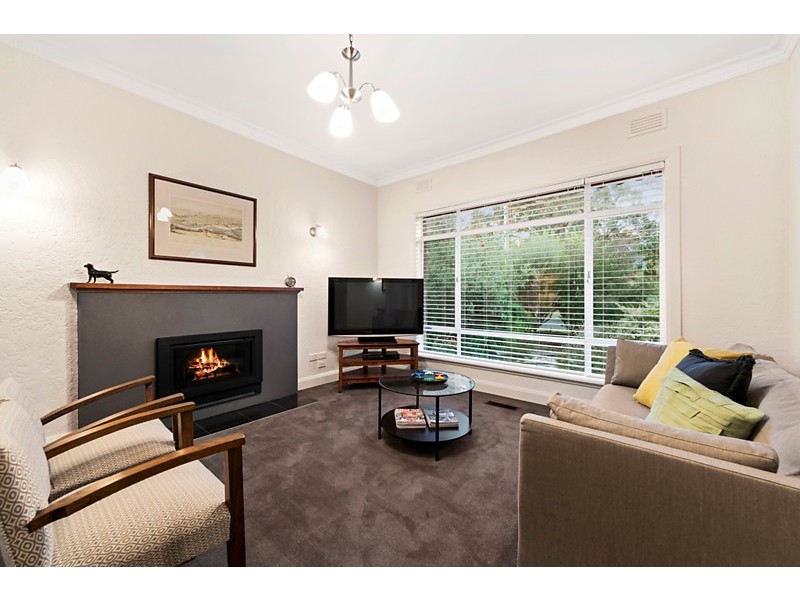 52 Owen Street, Mitcham VIC 3132