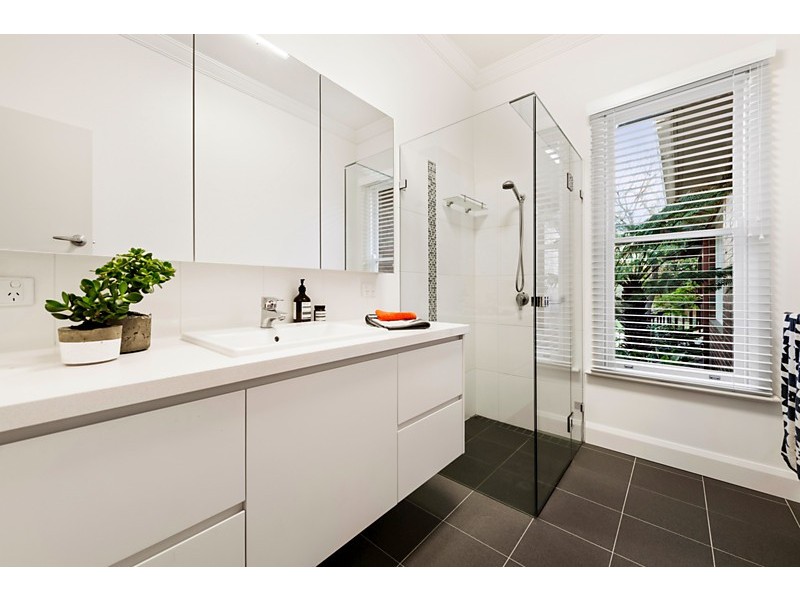 52 Owen Street, Mitcham VIC 3132