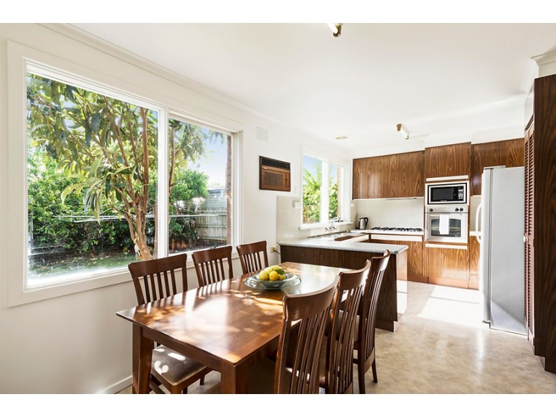 23 Camelot Drive, Glen Waverley VIC 3150