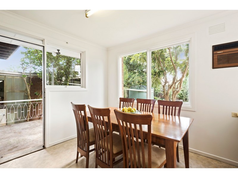 23 Camelot Drive, Glen Waverley VIC 3150