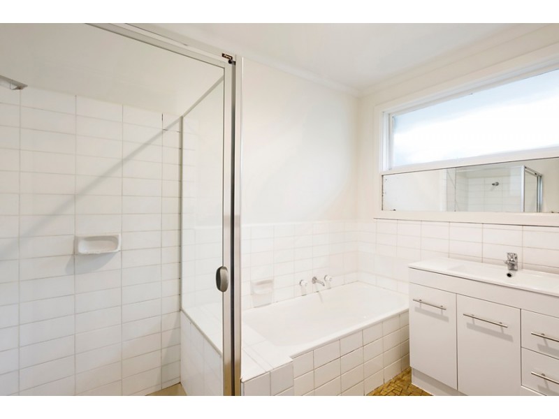 23 Camelot Drive, Glen Waverley VIC 3150