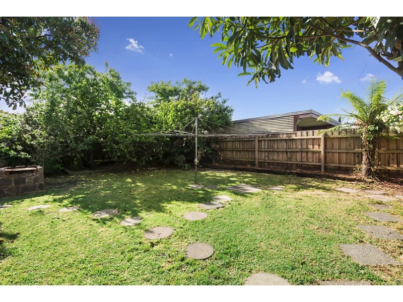 23 Camelot Drive, Glen Waverley VIC 3150