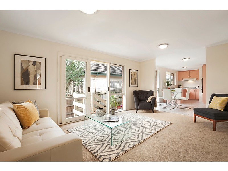 33A Peter Avenue, Blackburn North VIC 3130