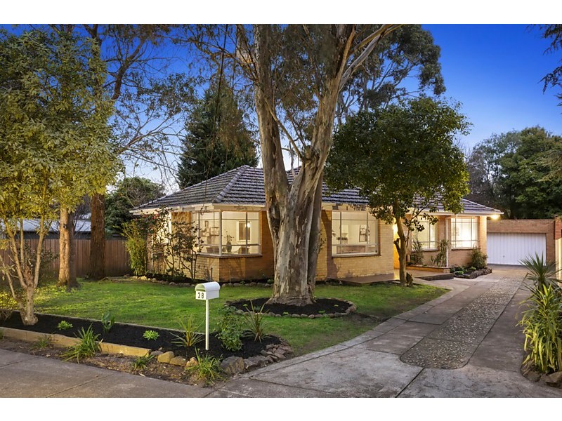38 Deans Wood Road, Forest Hill VIC 3131