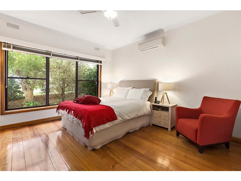 13 Jenner Street, Blackburn South VIC 3130