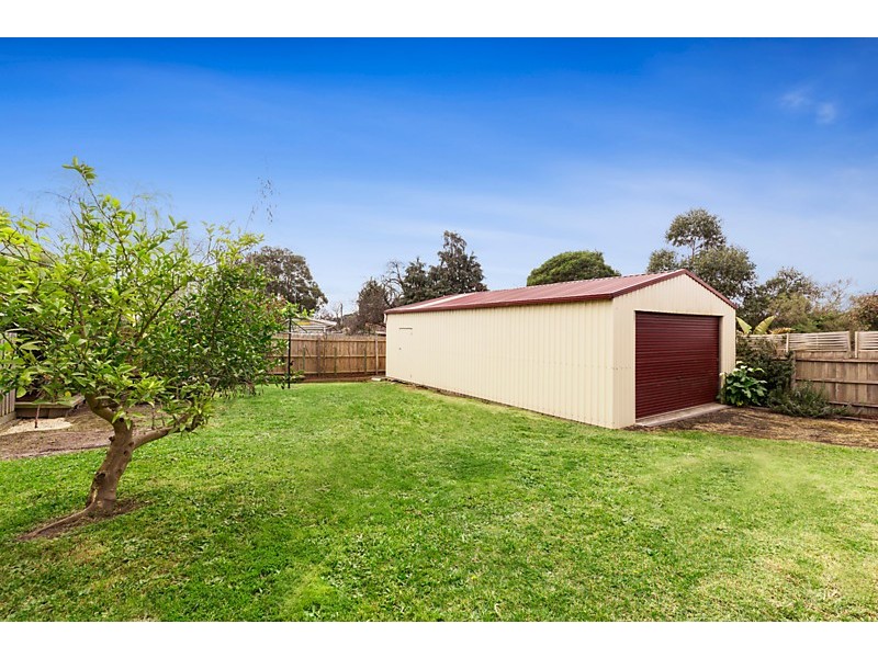 13 Jenner Street, Blackburn South VIC 3130
