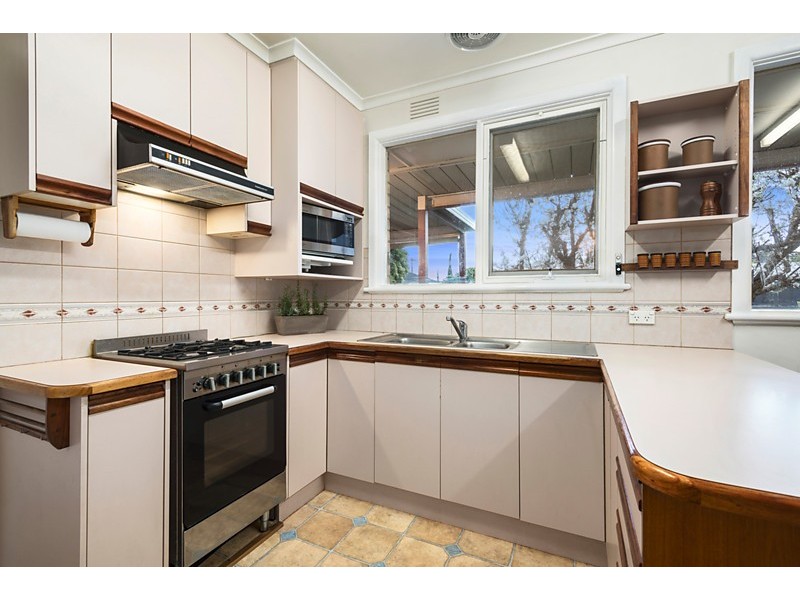 26 Woodcrest Road, Vermont VIC 3133