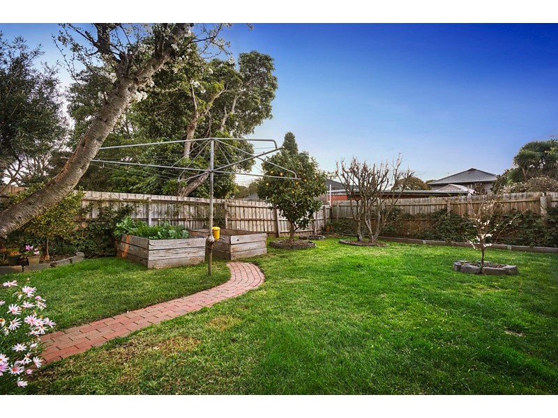 26 Woodcrest Road, Vermont VIC 3133