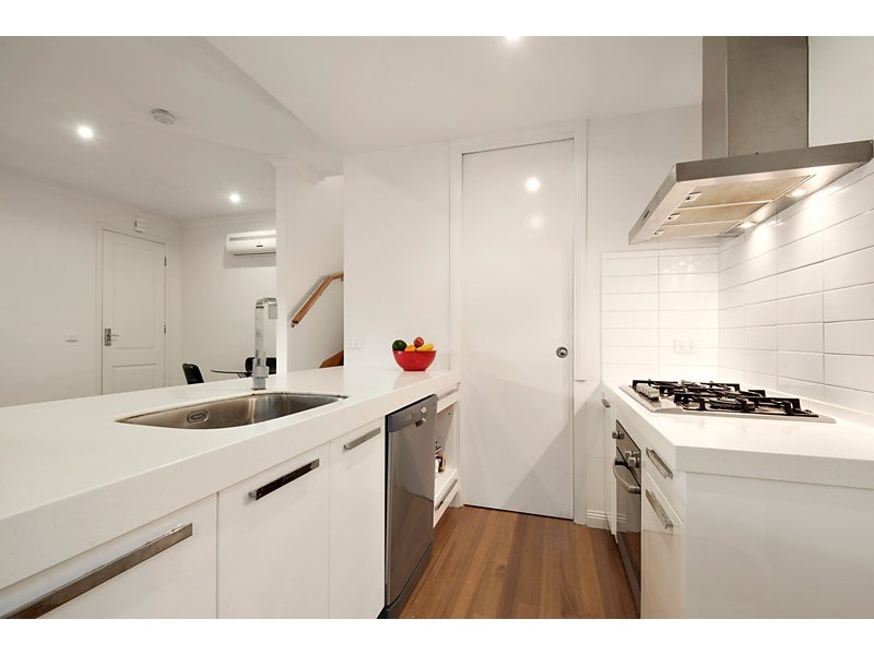 3/6 Glen Road, Mitcham VIC 3132