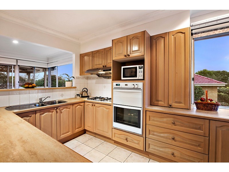 20 Dunfield Avenue, Mitcham VIC 3132