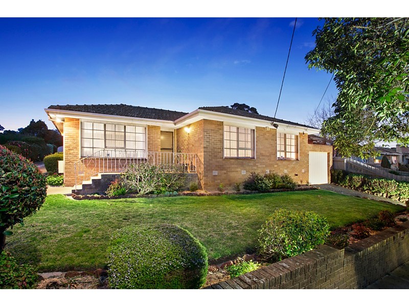 1/5 Renown Street, Burwood VIC 3125