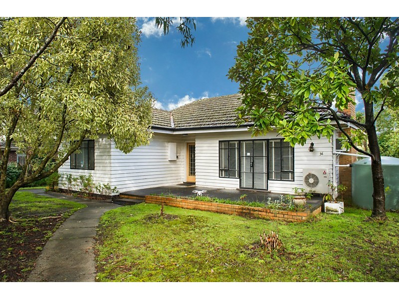 36 Linlithgow Street, Mitcham VIC 3132