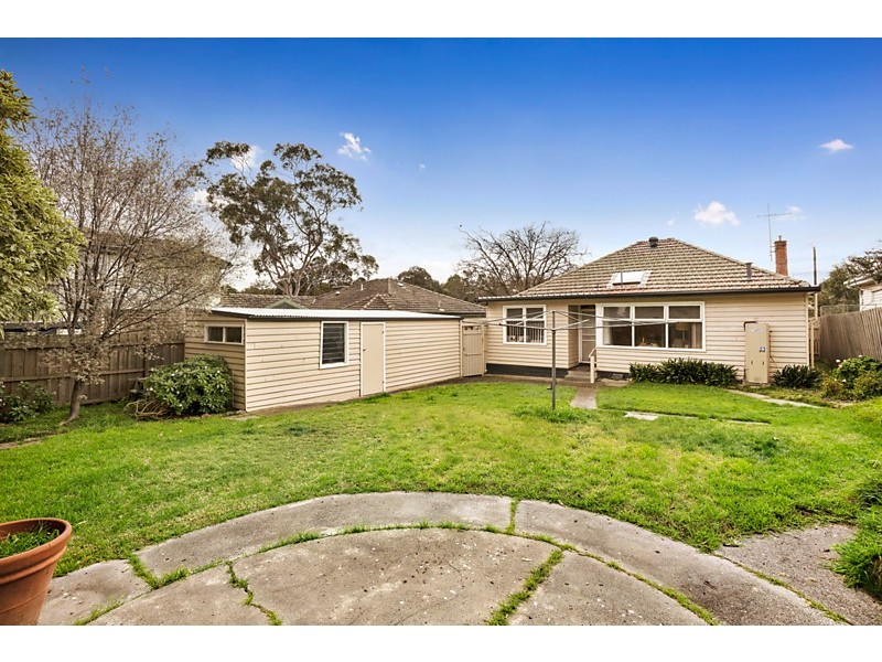 3 Glengarry Avenue, Burwood VIC 3125