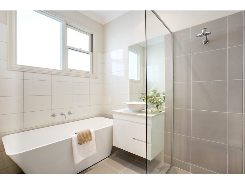 13 Donald Street, Croydon VIC 3136