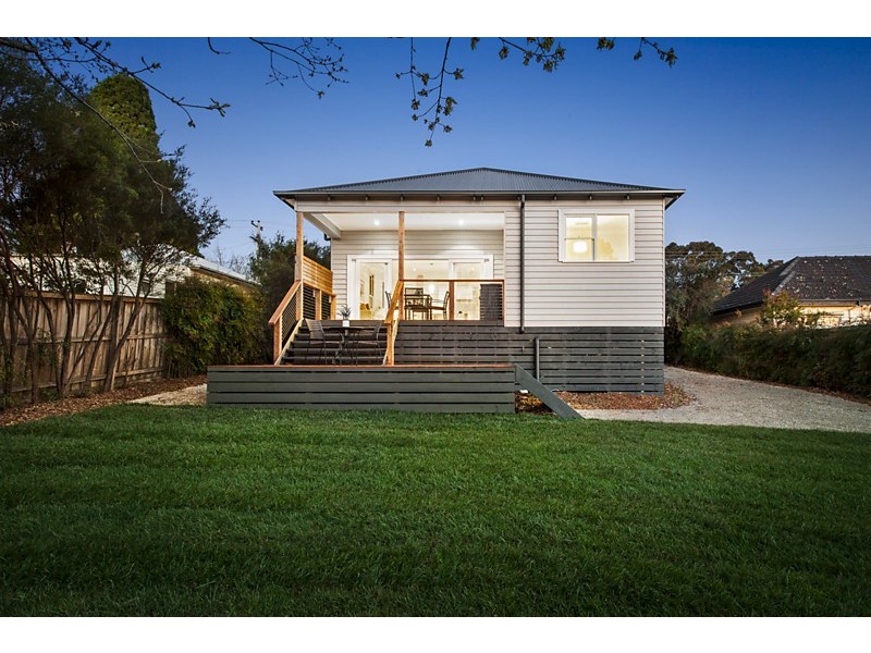 13 Donald Street, Croydon VIC 3136