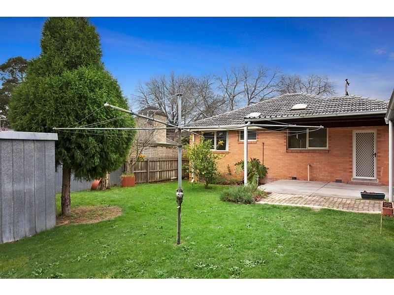 16 Sandgate Road, Blackburn South VIC 3130