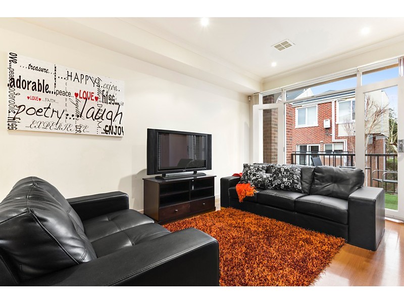 10/1082-1086 Whitehorse Road, Box Hill VIC 3128