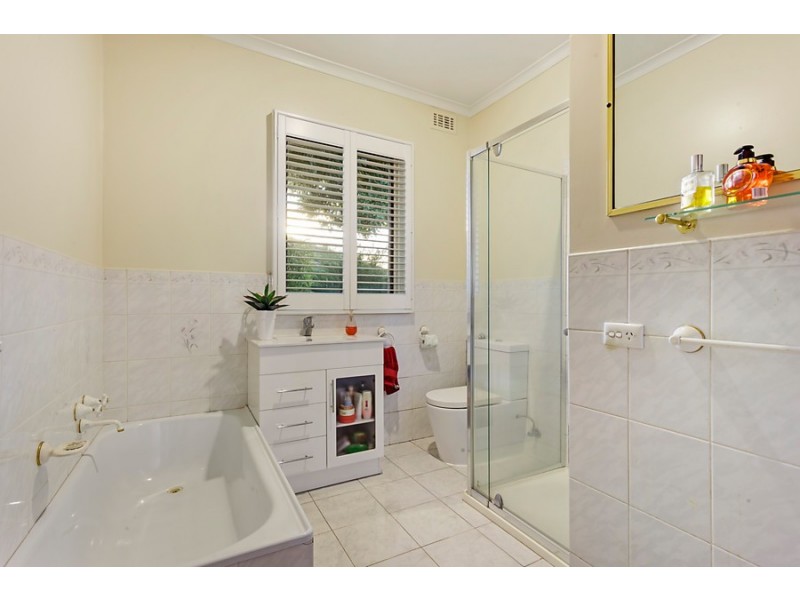 5 Barrina Street, Blackburn South VIC 3130