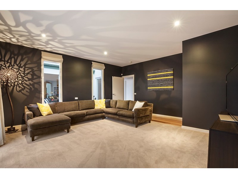 5 Colebrook Avenue, Mount Waverley VIC 3149