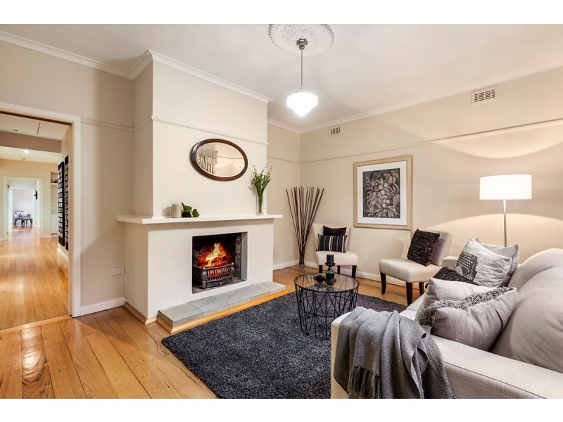 14 Duckham Street, Blackburn VIC 3130