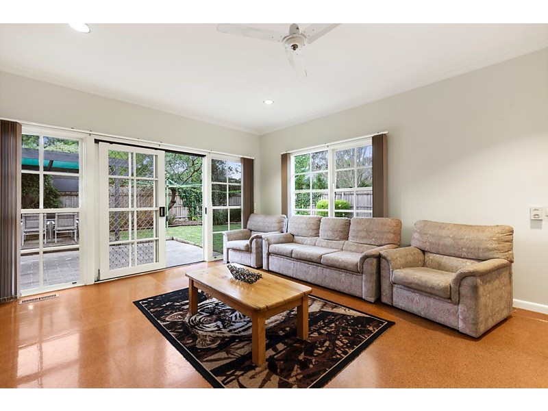 17 Kerr Street, Blackburn VIC 3130