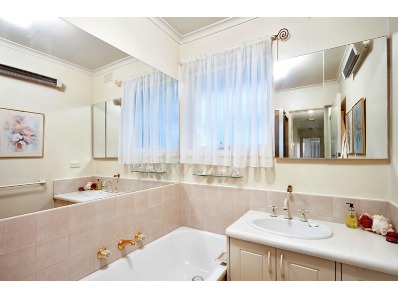 174 Blackburn Road, Blackburn South VIC 3130