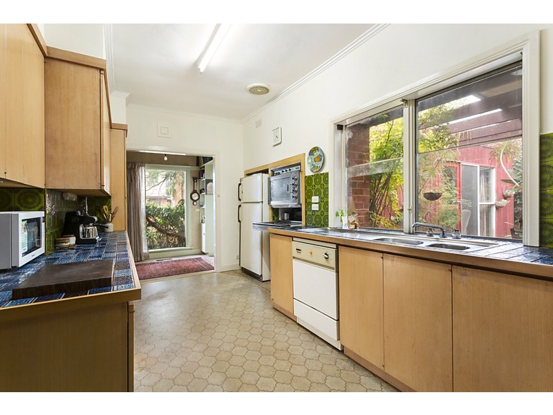 18 Hillside Crescent, Blackburn VIC 3130