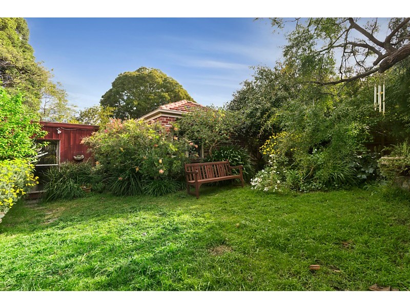 18 Hillside Crescent, Blackburn VIC 3130