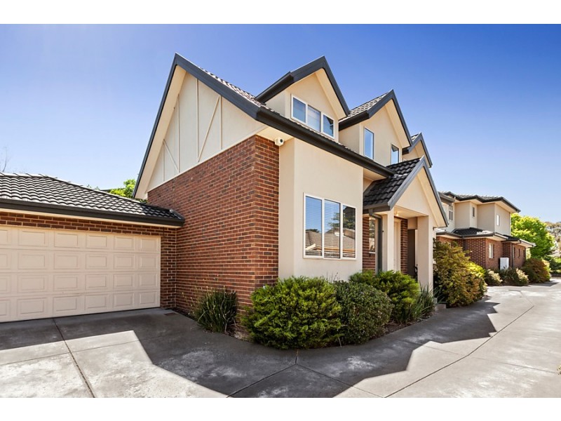 2/44 whitehorse Road, Blackburn VIC 3130
