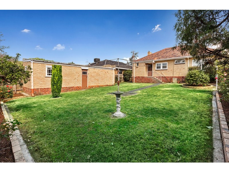 5 Jenner Street, Blackburn South VIC 3130