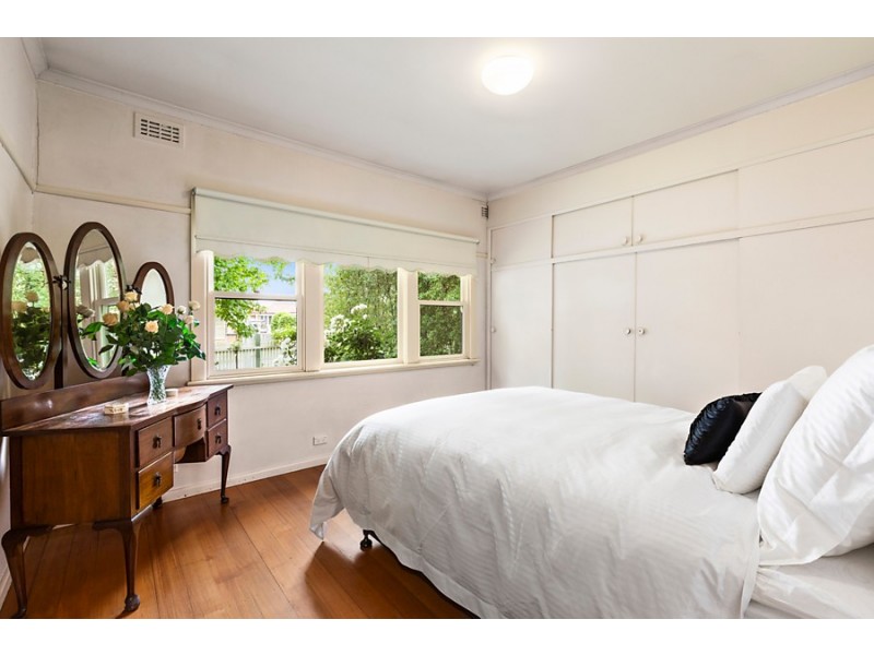 8 Martin Street, Box Hill North VIC 3129