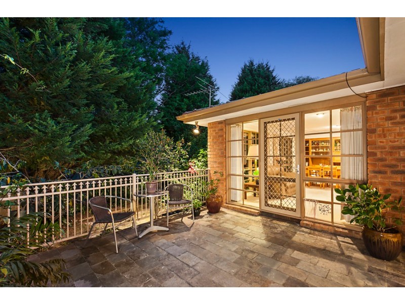 25 Carrington Court, Burwood East VIC 3151