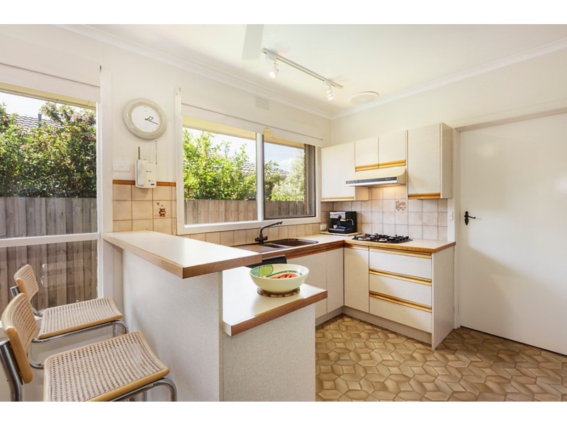 52 Worthing Avenue, Burwood East VIC 3151