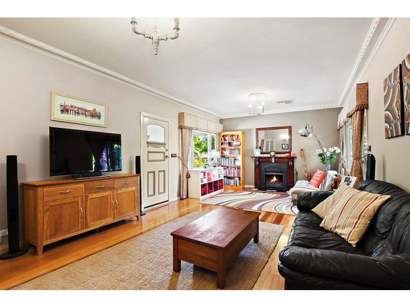 17 Goodwin Street, Blackburn VIC 3130