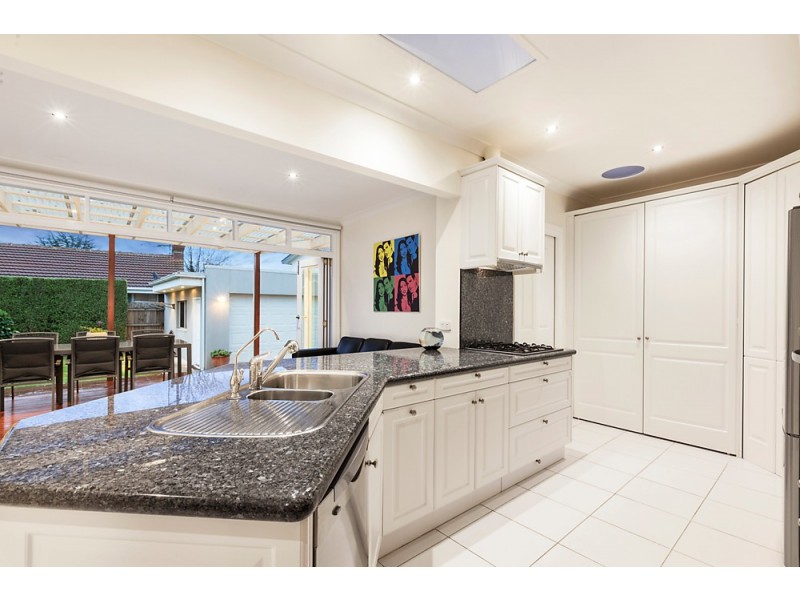 29 Bettina Street, Burwood East VIC 3151