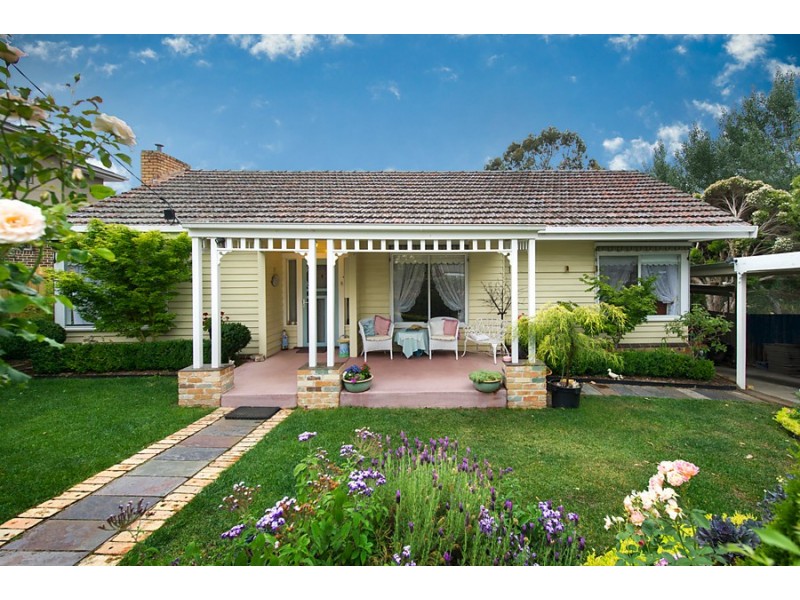 15 Kinkora Road, Blackburn VIC 3130