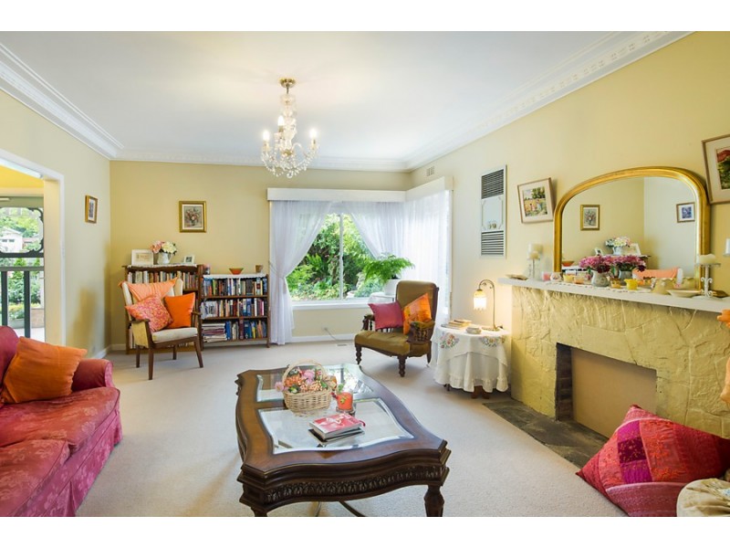 15 Kinkora Road, Blackburn VIC 3130