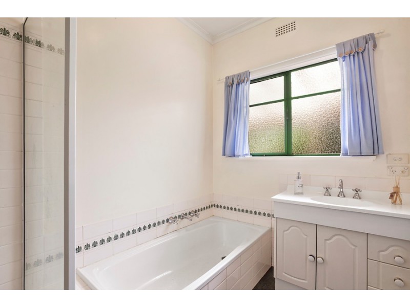 132 Springfield Road, Blackburn VIC 3130