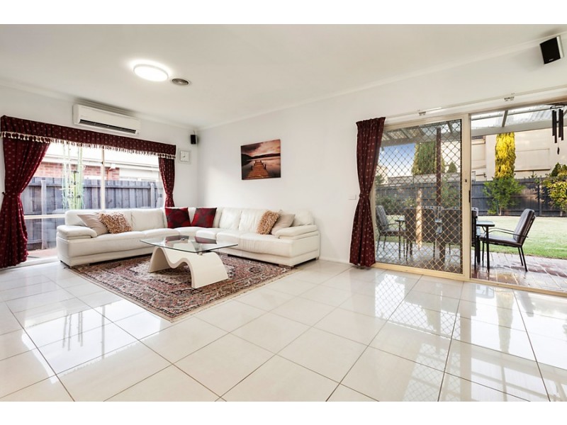 5 Ashley Court, Forest Hill VIC 3131